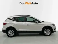 Usado Seat Arona Ecomotive 116 CV (85 kW) 2019 Blanco SUV