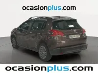 Usado Peugeot 2008 Active 92 CV (67 kW) 2015 Marrón SUV
