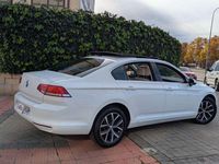 Usado VW Passat Advance 150 CV (110 kW) 2018 Blanco Berlina