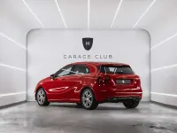 Käytetty Mercedes A180 Urban 109 HP (80 kW) 2016 Punainen Sedan