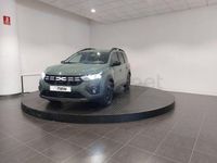Usado Dacia Jogger Extreme 100 CV (73 kW) 2023 Gris / plata Monovolumen