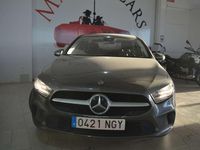 Usado Mercedes A180 136 CV (100 kW) 2022 Gris Utilitario