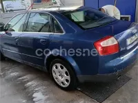 Usado Audi A4 130 CV (95 kW) 2003 Azul Berlina