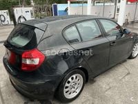 Usado BMW 118 122 CV (89 kW) 2005 Negro Utilitario