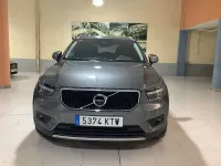 Usado Volvo XC40 Momentum 150 CV (110 kW) 2019 Gris / plata SUV