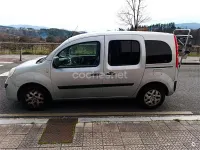 Usado Renault Kangoo Expression 105 CV (77 kW) 2009 Gris / plata Familiar