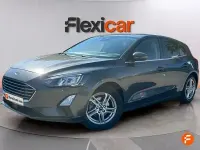 Usado Ford Focus Trend 100 CV (73 kW) 2020 Gris Berlina