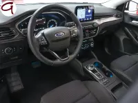Begagnad Ford Focus Titanium 120 HK (88 kW) 2019 Vit Kombi