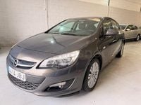 Usado Opel Astra Excellence 140 HP (102 kW) 2015 Cinzento Sedan