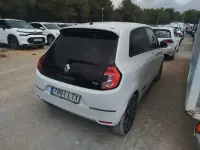 Usado Renault Twingo Zen 60 kW (82 CV) 2021 Blanco Utilitario