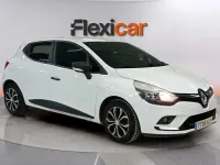 Usado Renault Clio IV 75 CV (55 kW) 2018 Blanco Berlina
