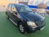 Usado Mercedes ML280 190 CV (139 kW) 2007 Negro SUV