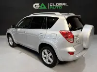 Usado Toyota RAV4 Premium 177 CV (130 kW) 2007 Gris / plata SUV