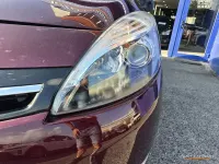Usado Renault Scénic LIMITED 110 CV (80 kW) 2016 Granate Monovolumen