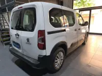 Usado Peugeot Partner S 98 CV (72 kW) 2022 Blanco Monovolumen