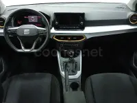 Usado Seat Arona Style 115 CV (84 kW) 2025 Gris / plata SUV