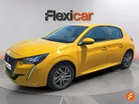 Usado Peugeot 208 Allure 100 CV (73 kW) 2021 Amarillo Utilitario