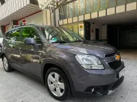 Usado Chevrolet Orlando LTZ 141 CV (103 kW) 2011 Gris / plata Monovolumen