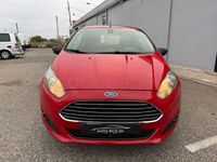 Usado Ford Fiesta Trend 75 CV (55 kW) 2013 Rojo Berlina