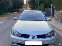 Usado Renault Laguna II Privilege 120 CV (88 kW) 2005 Verde Berlina