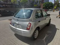 Usado Nissan Micra Acenta+ 80 CV (58 kW) 2010 Gris / plata Utilitario