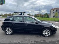 Usado Opel Astra Edition 110 CV (80 kW) 2009 Negro Berlina
