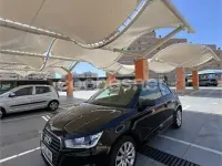 Usado Audi A1 Attraction 90 CV (66 kW) 2016 Negro Utilitario