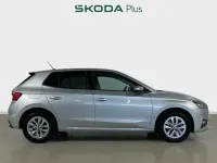 Usado Skoda Fabia Selection 115 CV (84 kW) 2024 Gris plata Utilitario