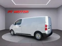 Usado Toyota Proace 102 CV (75 kW) 2023 Blanco Monovolumen