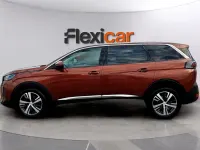 Usado Peugeot 5008 Allure 131 CV (96 kW) 2021 Naranja SUV