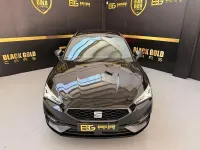 Usado Seat Leon FR 150 CV (110 kW) 2022 Negro Familiar