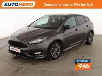 Usado Ford Focus ST-Line 125 CV (91 kW) 2018 Gris Berlina