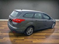 Usado Ford Focus Business Edition 125 CV (91 kW) 2016 Gris Familiar
