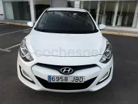 Usado Hyundai i30 Base 90 CV (66 kW) 2015 Blanco Berlina