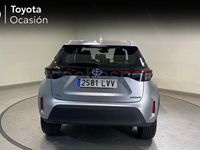 Usado Toyota Yaris Cross Active 116 CV (85 kW) 2022 Gris / plata SUV