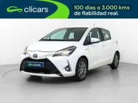 Usado Toyota Yaris Hybrid Active 75 CV (55 kW) 2019 Blanco Berlina