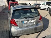 Usado Chevrolet Kalos SX 94 CV (69 kW) 2004 Gris / plata Berlina