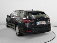 Usado Skoda Octavia Ambition 150 CV (110 kW) 2019 Gris