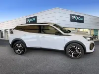 Usado Peugeot 2008 Allure 100 CV (73 kW) 2023 SUV