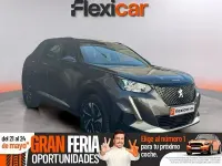 Usado Peugeot 2008 Allure 130 CV (95 kW) 2023 Gris SUV