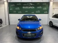 Usado Chevrolet Aveo LT 100 CV (73 kW) 2013 Azul Berlina