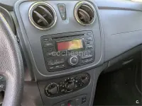 Usado Dacia Logan Ambiance 75 CV (55 kW) 2015 Blanco Berlina