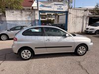 Begagnad Seat Ibiza Fresh 75 HK (55 kW) 2003 Grå Halvkombi