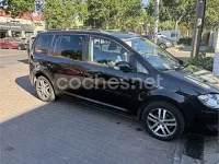 Usado VW Touran 140 CV (102 kW) 2007 Negro Monovolumen