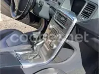 Usado Volvo V60 Momentum 136 CV (100 kW) 2016 Negro Familiar