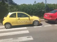 Usado Ford Ka 60 CV (44 kW) 2003 Amarillo Utilitario