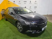 Usado Opel Insignia Selective 136 CV (100 kW) 2018 Azul Berlina