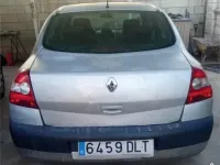 Usado Renault Mégane Dynamique 120 CV (88 kW) 2005 Beige Berlina