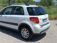 Usado Suzuki SX4 GLX 135 CV (99 kW) 2012 Blanco SUV