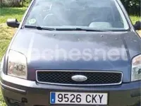 Usado Ford Fusion 100 CV (73 kW) 2003 Negro Utilitario